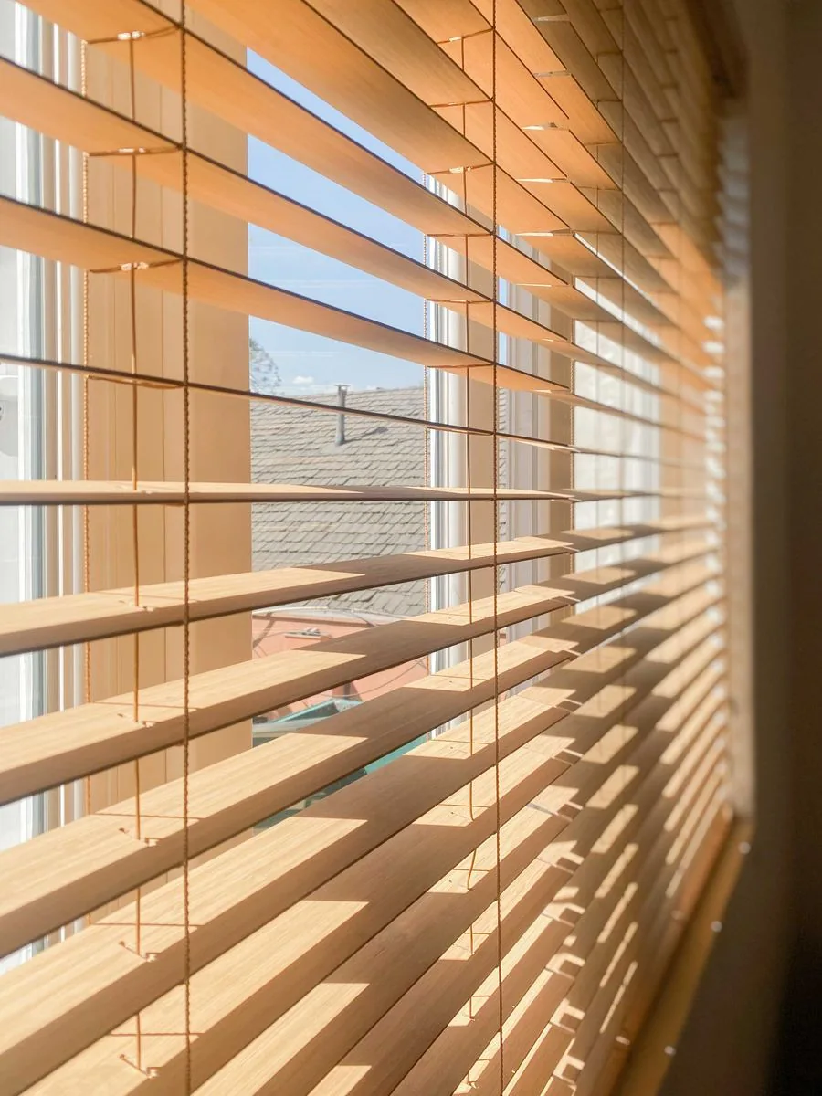 Persiana de madera natural — Decotip
